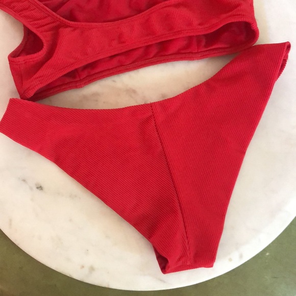 😎 Swamis Swimwear Sport Bikini - Picture 7 of 9